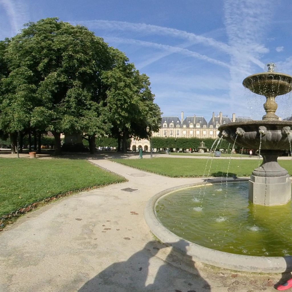 Place des Vosges 1