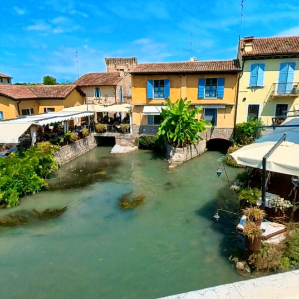 Sul ponte dell'amore di Borghett