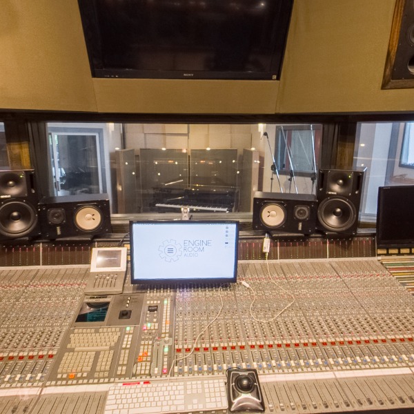 MIXING ROOM