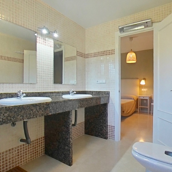 Bathroom 2