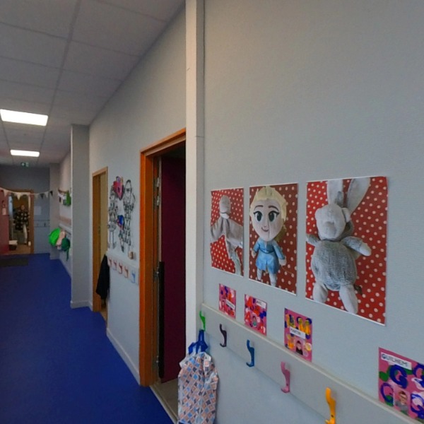 COULOIR MATERNELLE