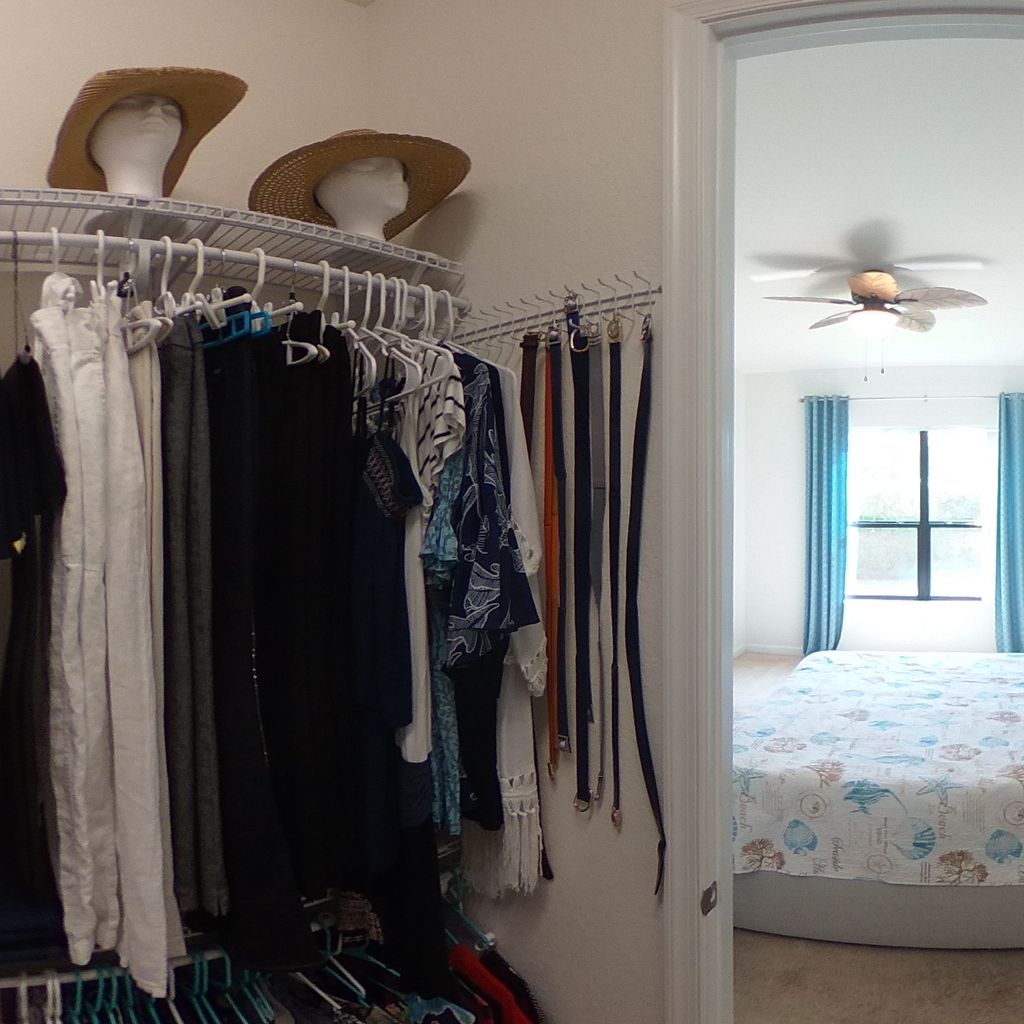 Primary walk-in Closet