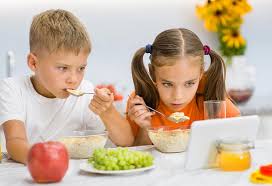 Using Technology During Mealtime Is Harmful To Children