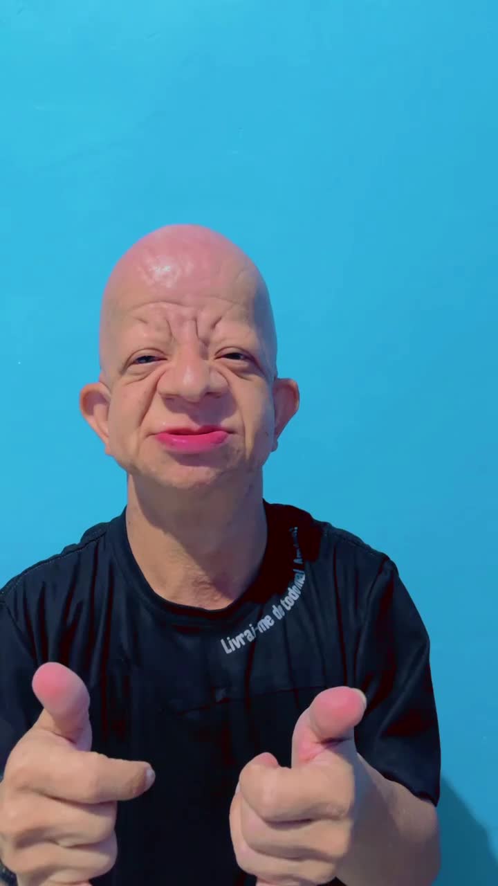 Bruno Diferente (Bald Guy)