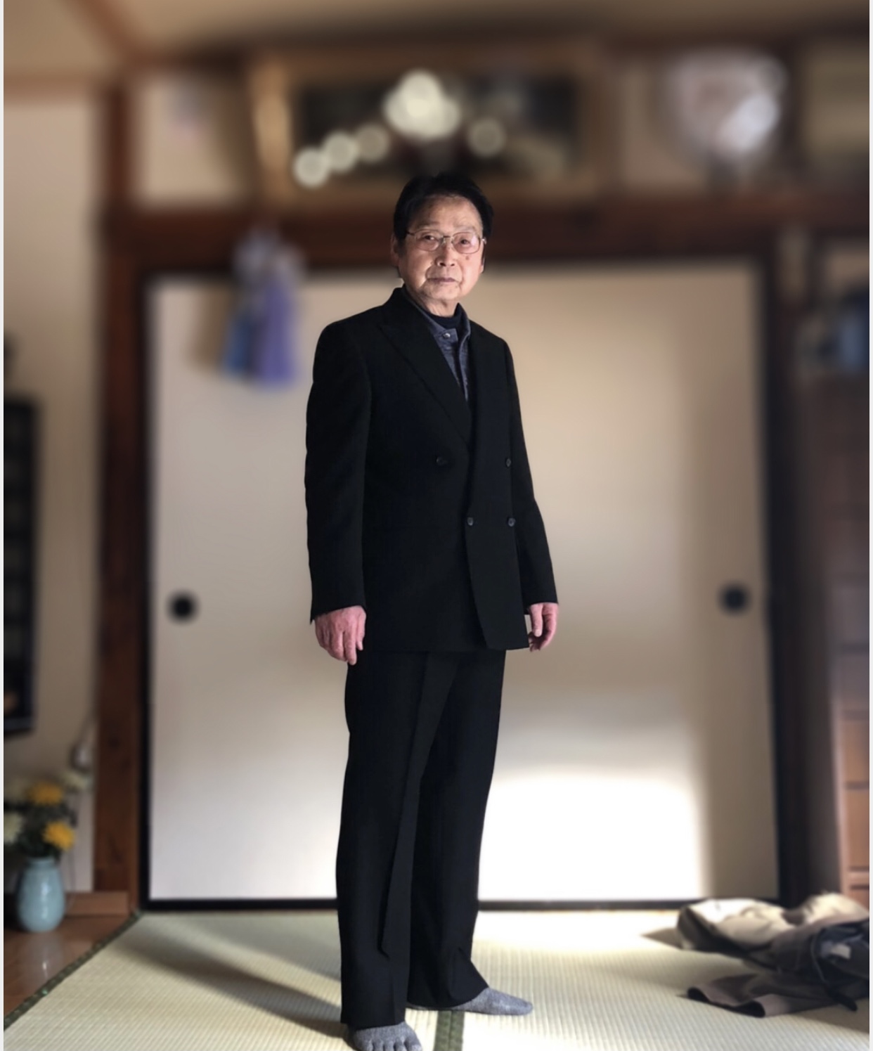 紳士的な印象 ゆとりのある黒スーツ-福島郡山店スーツコレクション 