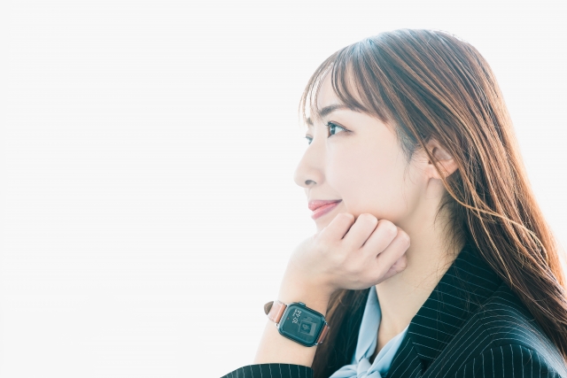 腕時計はデジタル?アナログ?ビジネスで信頼を得るための基本ルール