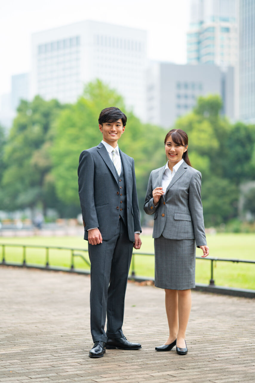 リクルート スーツ 画像