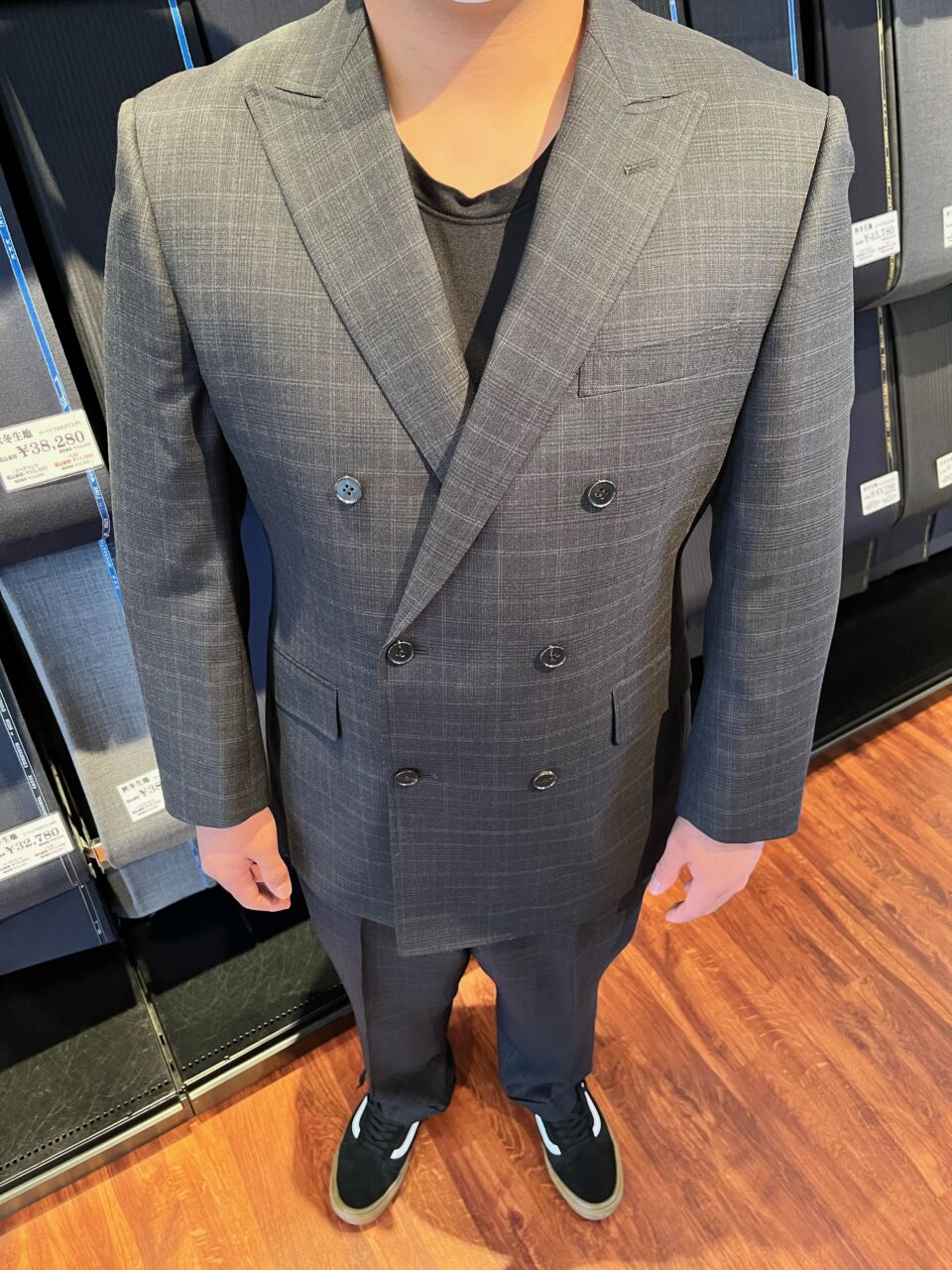 ダブルブレストスーツ成人式 ダブルスーツで重厚感のあるお洒落な成人式用スーツ-福島郡山店スーツ