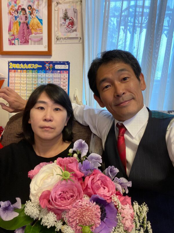 妻に結婚15周年のお祝いのお花を贈りました!のアイキャッチ画像