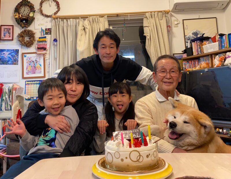 秋田犬さっちゃんの13歳の誕生日会を開催!のアイキャッチ画像