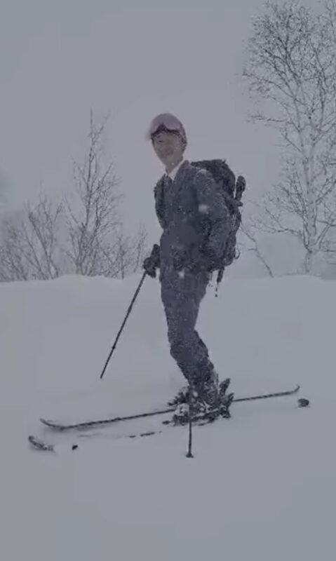 厳冬期の赤城山に、SADAのオーダースーツで挑んで参りました!のアイキャッチ画像