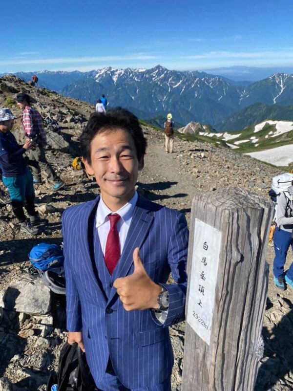 SADAのオーダースーツで、白馬岳登頂に成功し、先程、無事下山しました!のアイキャッチ画像