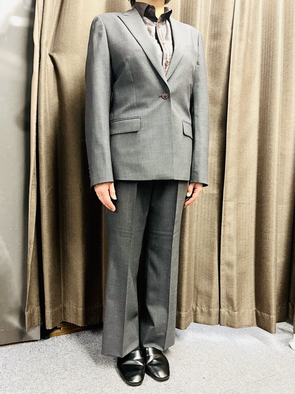 大人の余裕溢れるレディーススーツ No.76-大阪梅田店スーツ 大人の余裕溢れるレディーススーツ No.76-大阪梅田店スーツ