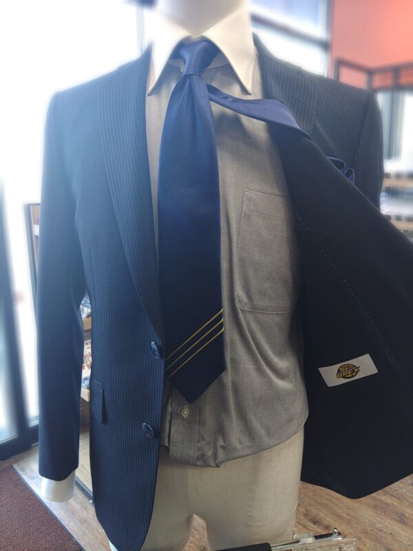 宇都宮ブレックスオフィシャルスーツのアイキャッチ画像