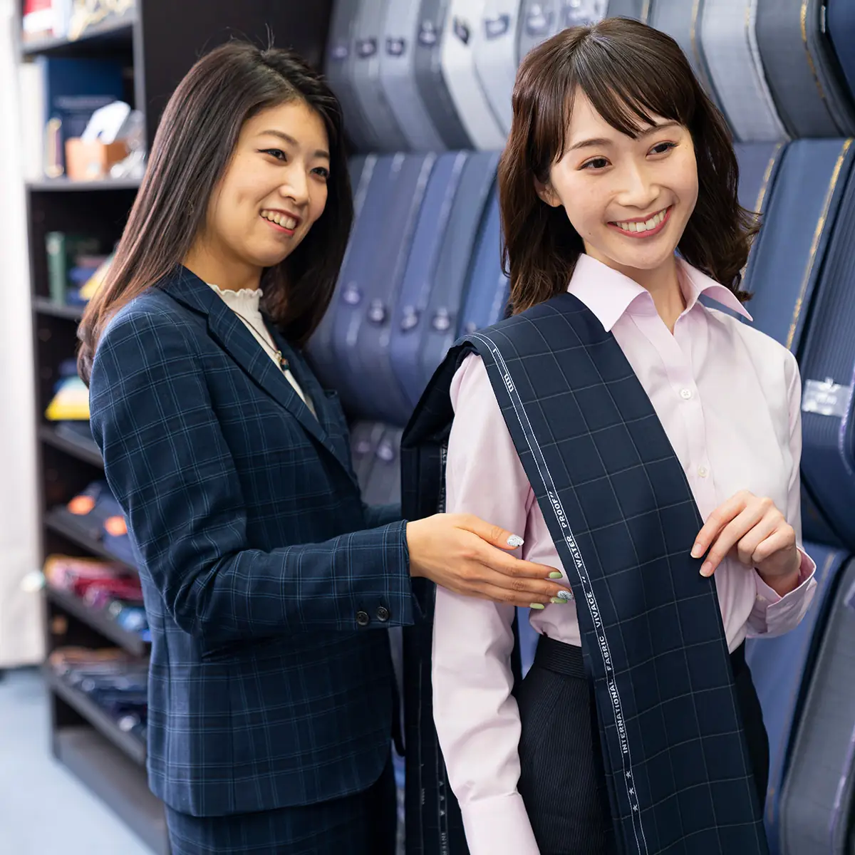 レディーススーツもフルオーダーです。-大阪京橋店ブログ レディーススーツもフルオーダーです。-大阪京橋店ブログ