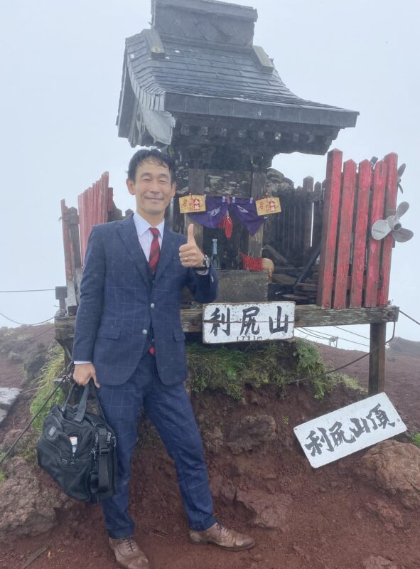 旭岳SEA TO SUMMIT、SADAのオーダースーツで、無事、ゴールしました！のアイキャッチ画像