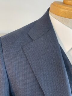 細部までこだわろう! スーツデザイン ステッチの画像