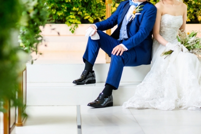 タキシードを着用するときに履く靴は？結婚式で困らない靴の選び方をご紹介 - オーダースーツSADA