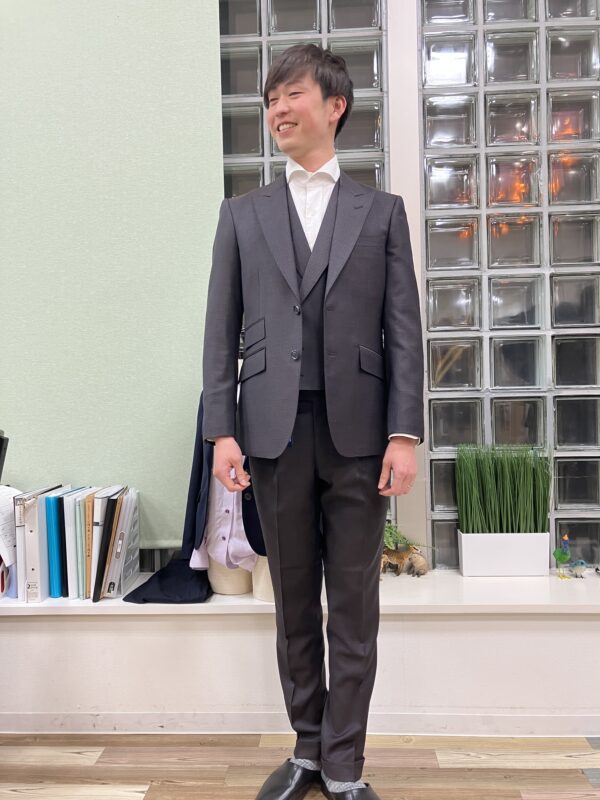 European Suitのアイキャッチ画像