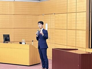 SADAが公式オーダースーツをご提供するレバンガ北海道さんのアリーナにご招待頂き、スポンサーさんを中心とする関係企業さんらの前で講演をさせて頂きました！の画像