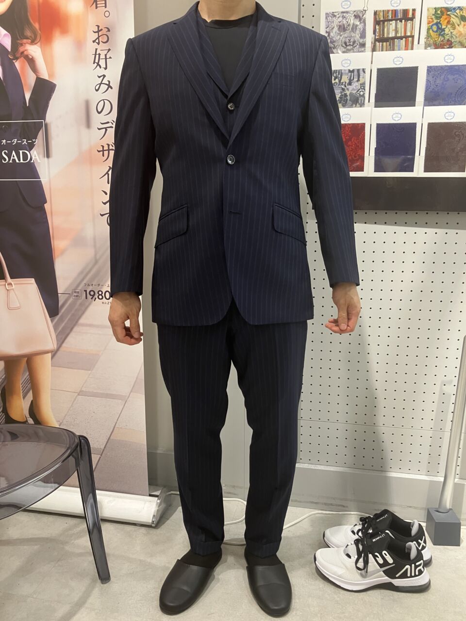 紺系・Wool100%ナチュラルストレッチ&四つ葉裏地-大阪あべの 紺系・Wool100%ナチュラルストレッチ&四つ葉裏地-大阪あべの