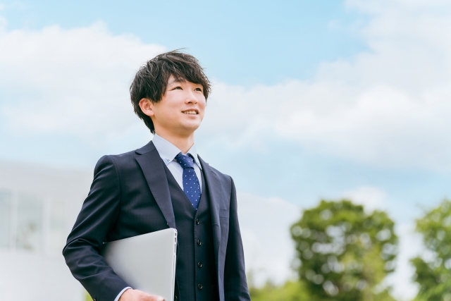 スリーピースのコーデ例【ビジネス・結婚式】