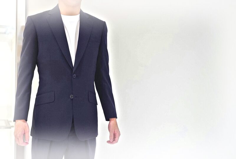 2315 王道のダークネイビースーツのアイキャッチ画像