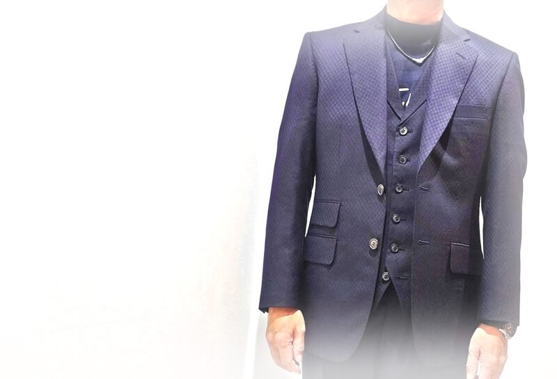 2343 ラグジュアリーなブラックダミエ柄のアイキャッチ画像