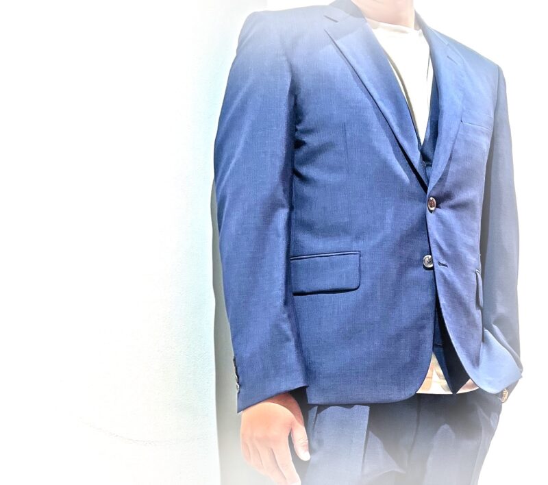 2342 モダンな英国ジョンフォスターのバーズアイスーツのアイキャッチ画像