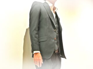 2346 イタリア・マルラーネのモダンなダークグリーンの画像