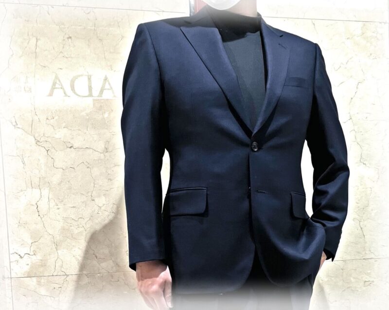 2409 王道のダークネイビーのアイキャッチ画像