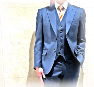 2436 愛知県尾州中外国島 爽やかなマリンブルーヘリンボーンの画像