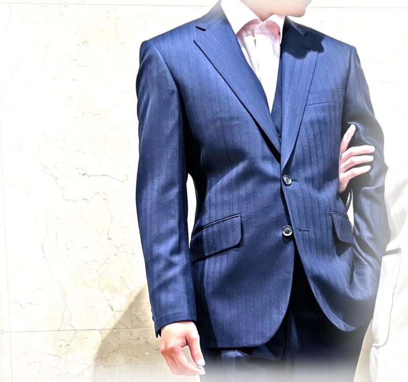 2441 王道のネイビーシャドウストライプのアイキャッチ画像