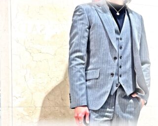 2425 爽やかなライトグレーストライプの画像