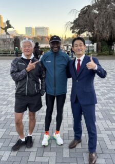 東京ヤクルトスワローズ所属の荒木貴裕 選手が、SADAでお仕立て 東京ヤクルトスワローズ所属の荒木貴裕 選手が、SADAでお仕立て