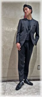 2420 モダンなブラウンのブラックストライプの画像