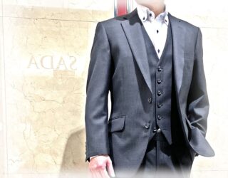 2438 渋いダークブラウンの画像