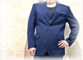 2460 王道のネイビースーツの画像