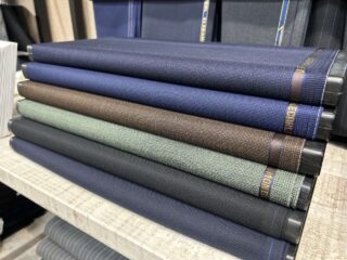 光沢感がたまらない一品の画像