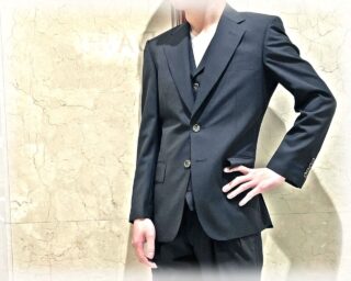 2612 王道のブラックスーツの画像