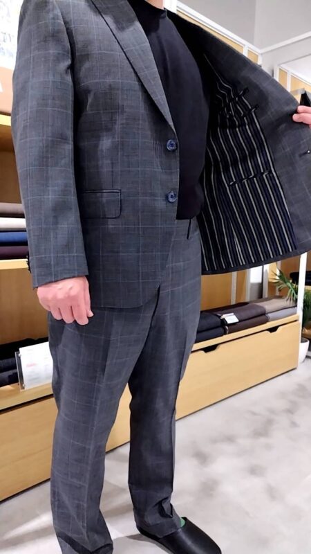 グレー系・Wool100%ナチュラルストレッチ素材&ストライプ裏地のアイキャッチ画像