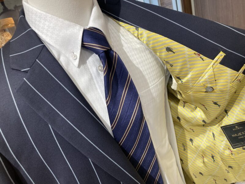”ダンディズム”ワイドストライプスーツ【SCABAL】【ARIA AZZURRO】のアイキャッチ画像