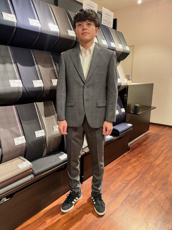 グレーチェックでお洒落にカッコ良く決めるのアイキャッチ画像