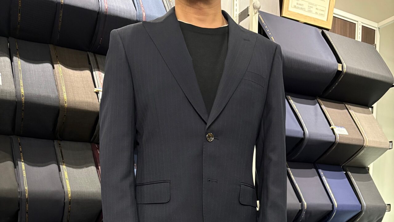 ネイビーストライプスーツ-アクタ西宮店スーツコレクション-オーダー