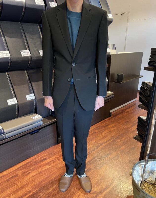 礼服も体型に合わせてすっきりと見える1着にのアイキャッチ画像
