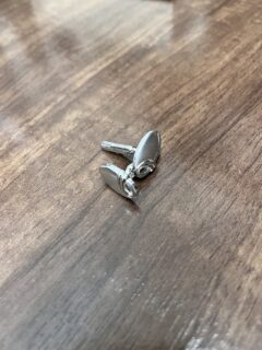 カフスボタン（カフリンクス）の画像