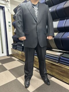 90年代を意識したスタイリングの画像