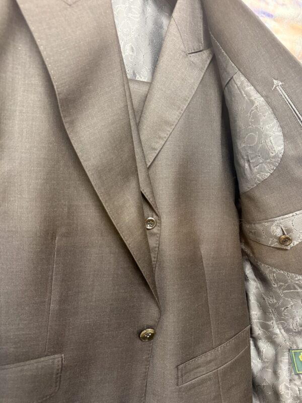 生地紹介　　　イタリア生地　Loro Piana　のアイキャッチ画像