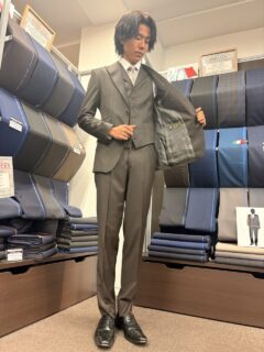 世界的にも有名なロロピアーナスーツ♪の画像