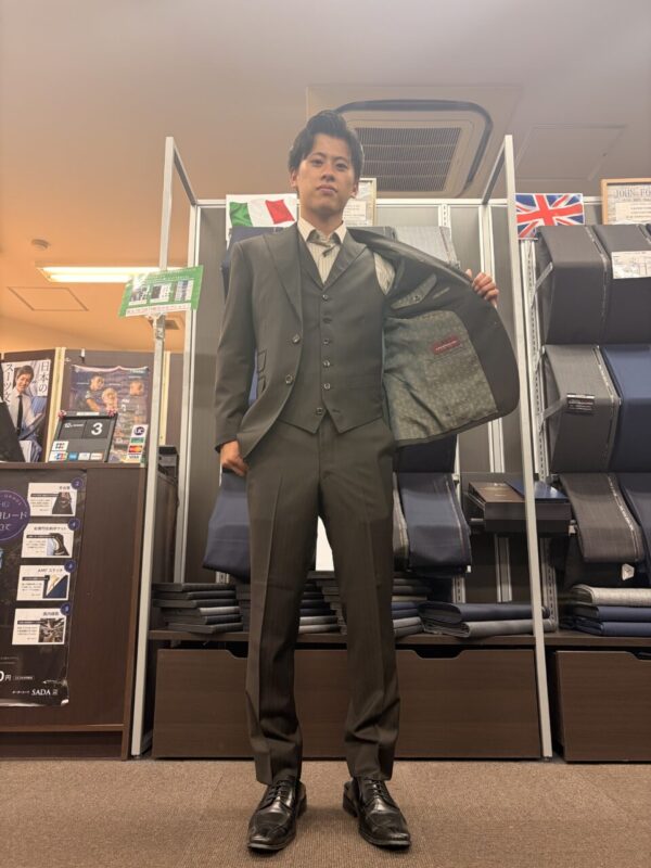 イタリアブランド生地で華やかに♪のアイキャッチ画像